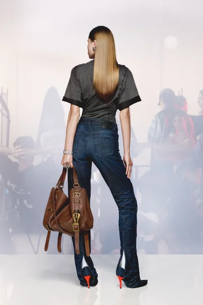 Look 3
